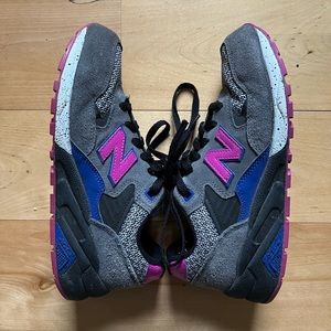 Womens new balance 580 size 8